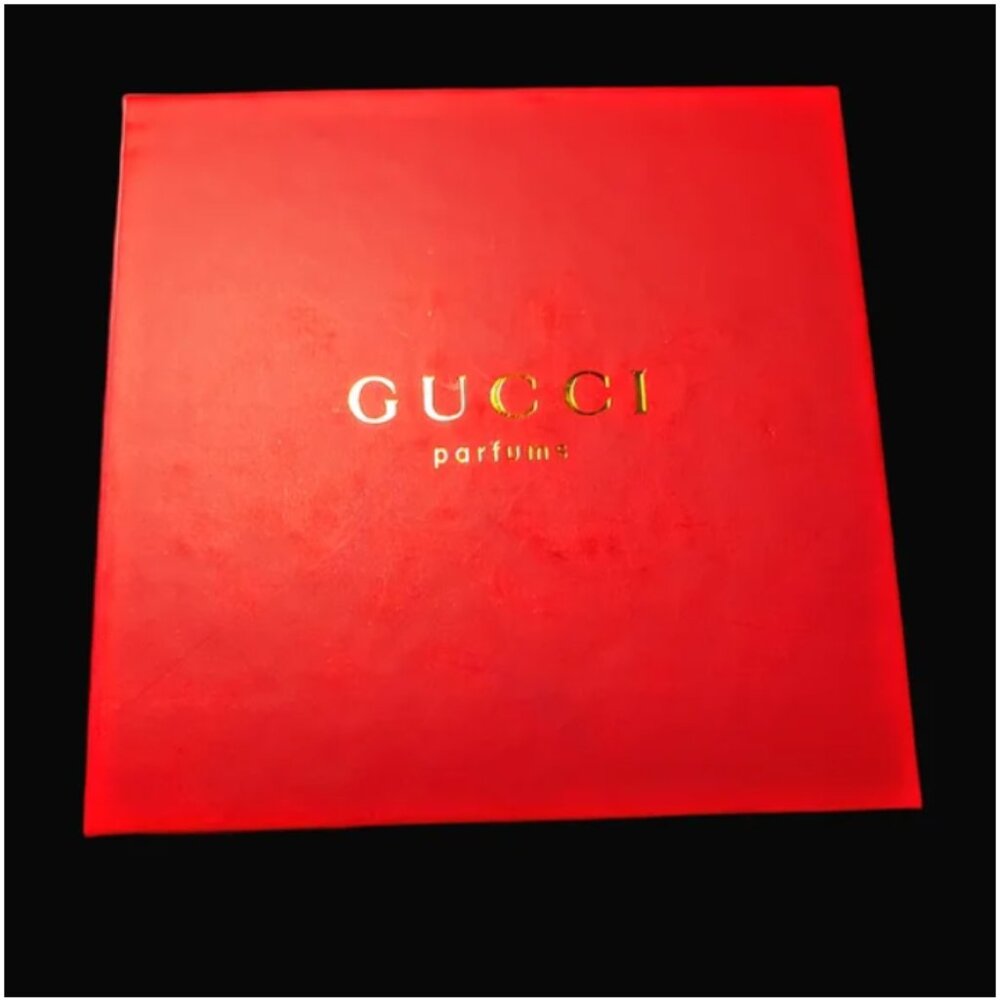 Gucci signature authentic VIP gold compact mirror new in box